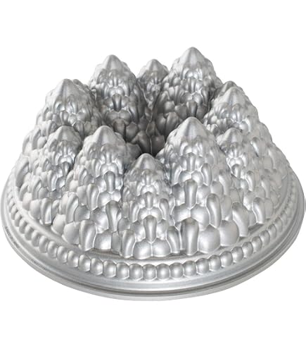 Amazon.com: Nordic Ware Cozy Village Gingerbread House, 6 Cups
